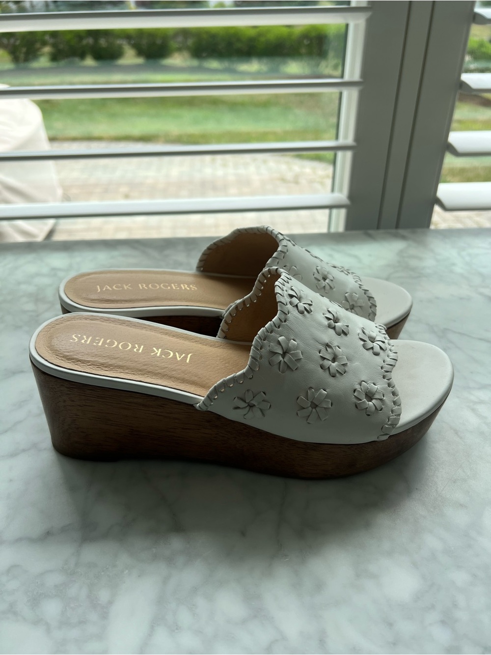 Jack Rogers White Leather Floral Platform Slides